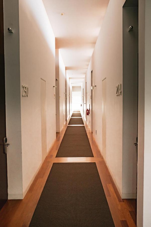 M'Ar De Ar Aqueduto Hotel Évora Exterior foto A typical corridor